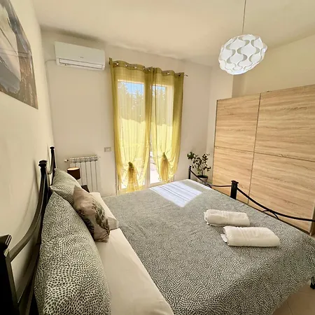 Bed & Breakfast New Naxos Village Giardini-Naxos