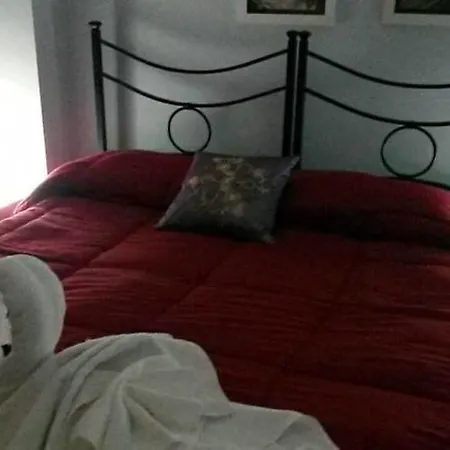 New Naxos Village B&B 지아르디니낙소스