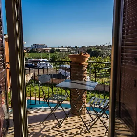 B&B New Naxos Village 3*