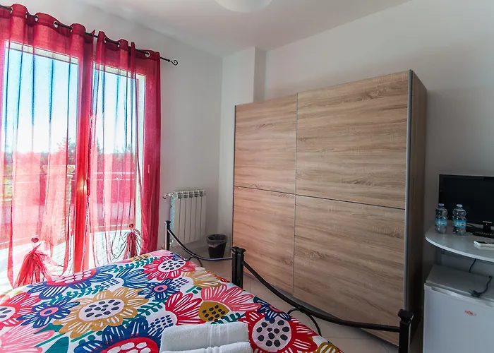 Nocleg ze śniadaniem New Naxos Village 3*