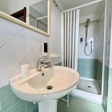 New Naxos Village 3* Джардини-Наксос